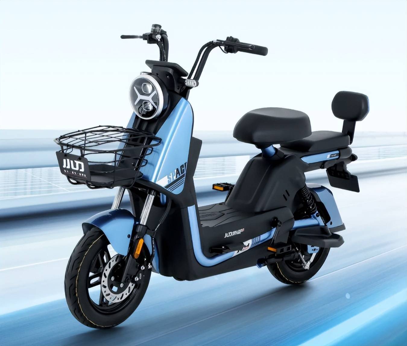 10月起,電動車價格戰開打,雅迪、綠源、小刀參與,降幅千元以上